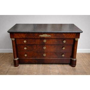 Commode époque Empire en acajou flammé