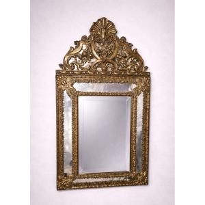 Miroir ancien en cuivre repoussé doré – époque Napoléon III    