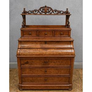 Commode Secrétaire en noyer avec étagère sculptée – époque Louis Philippe