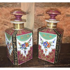 paire de flacons en porcelaine à pan coupé époque XIXeme