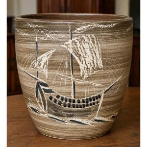 Cache-pot en céramique signée Millet – décor voilier 