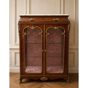 Vitrine d'appui époque Napoléon III en acajou, bronze doré et marbre blanc