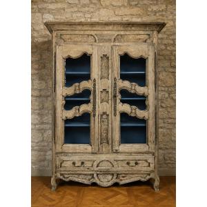 Grande bibliothèque en chêne décapé – Époque Louis XV, XVIIIᵉ siècle