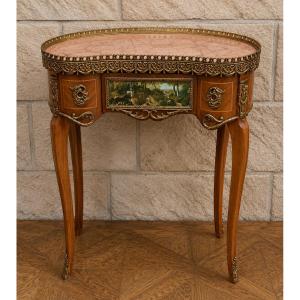 Louis XV-style Bean-shaped Desk In Marquetry And Gilded Bronze