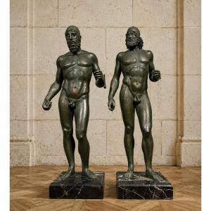Sculptures en bronze à patine verte représentant Les guerriers de Riace