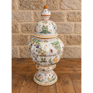 Large Lidded Earthenware Vase In The Moustiers Style – Height: 55 Cm