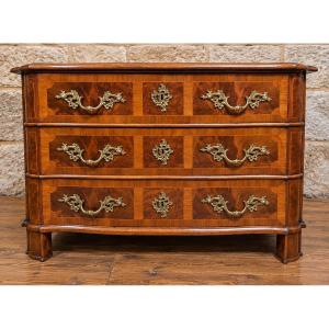 Curved Louis XIV-era Chest Of Drawers With Marquetry And Gilded Bronze Hardware