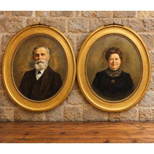 Pair Of Oval Portraits – Napoleon III Period – Oil On Panel – Signed Larché
