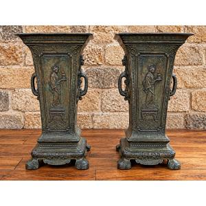 Pair Of Cast-iron Medici Vases With Japanese-style Decoration – 19th Century