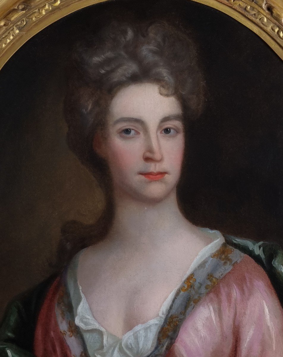 Vers 1695 Portrait d'Une Dame à La Robe De Soie Rose, Peinture Huile Sur Toile, Cadre Doré Fin-photo-3