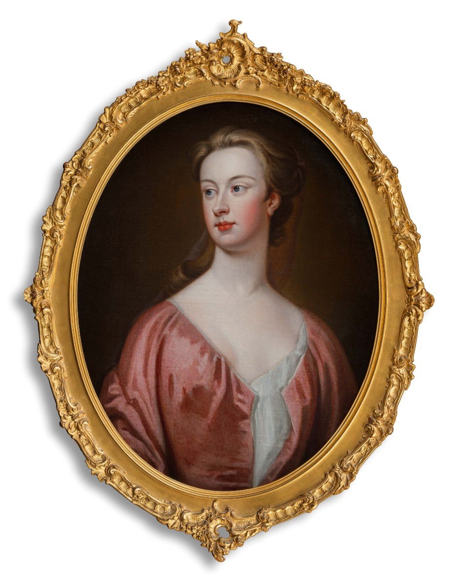 Portrait d'Une Dame élégante En Robe De Soie Rouge Vers 1720, Cadre Doré, Huile Sur Toile
