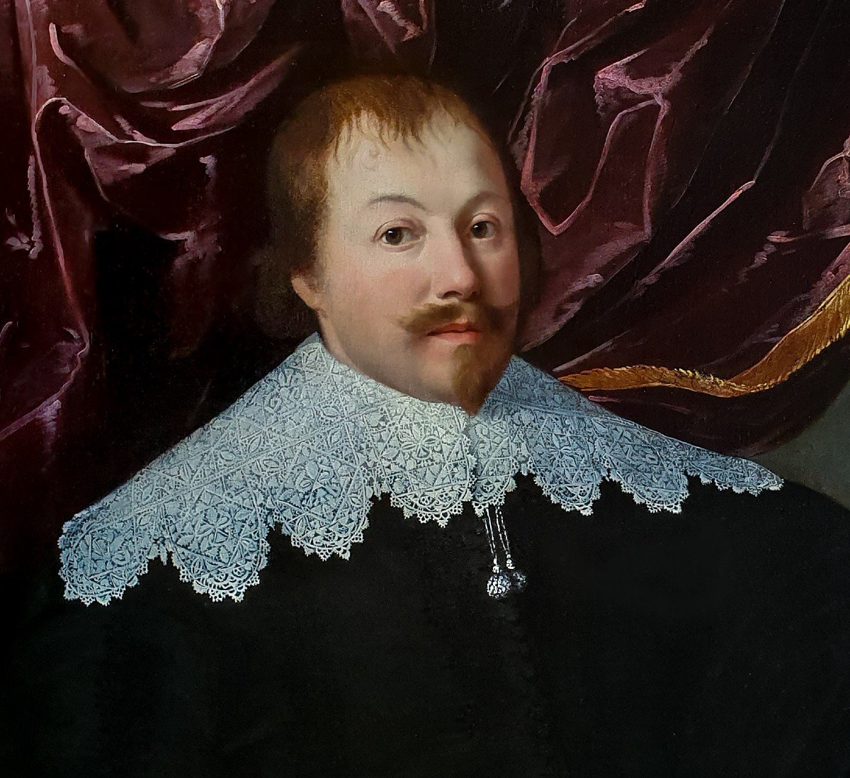 Portrait Of A Gentleman Holding A Pair Of Gloves, Circa 1630-1645; Beautiful Antique Frame-photo-4