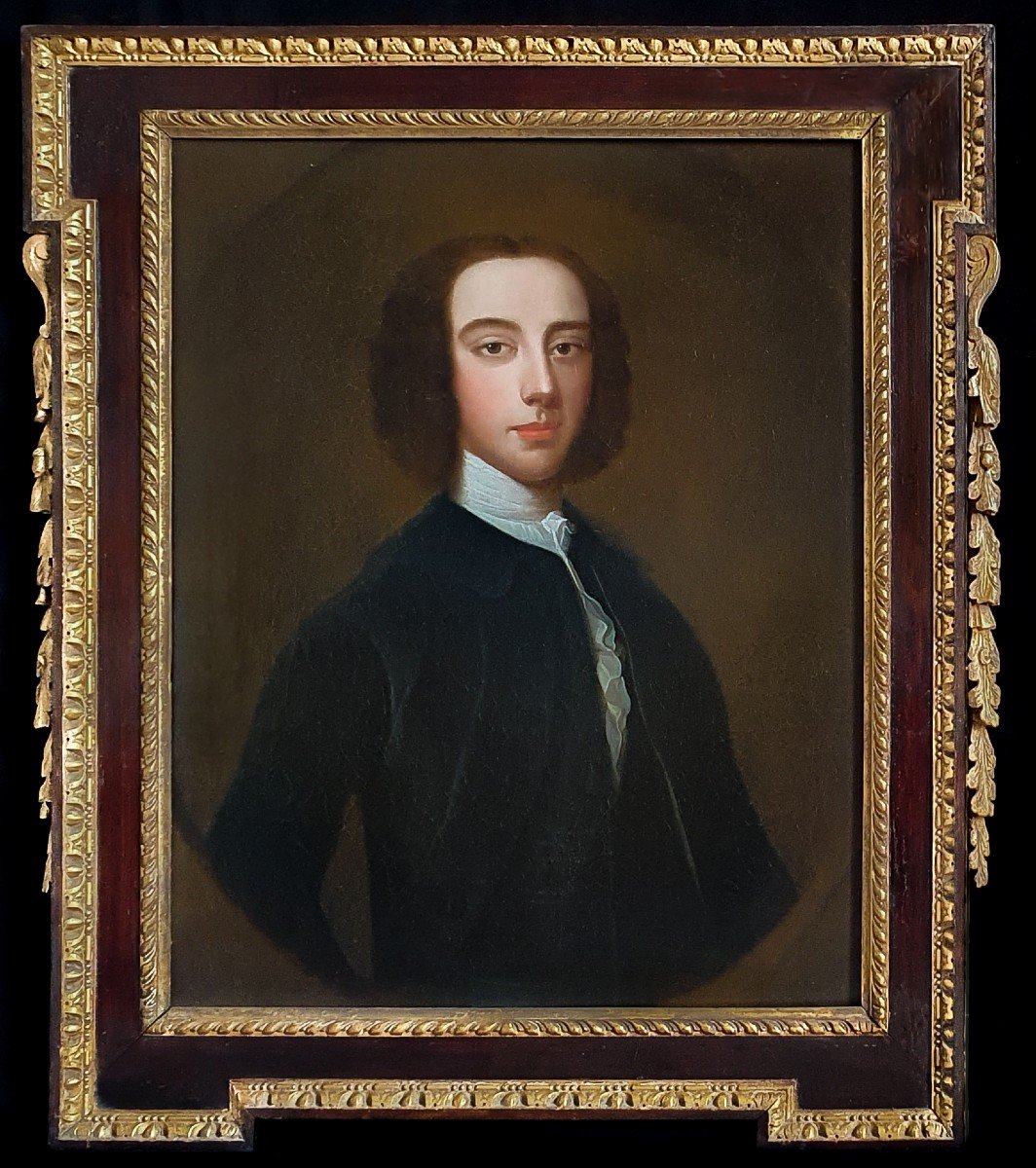 Portrait d'Un Gentilhomme Vers 1740; Provenance Du Manoir