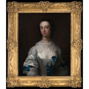 Portrait d’une dame en robe de soie blanche à nœuds bleus, v.1745–1755, attr. Henry Pickering