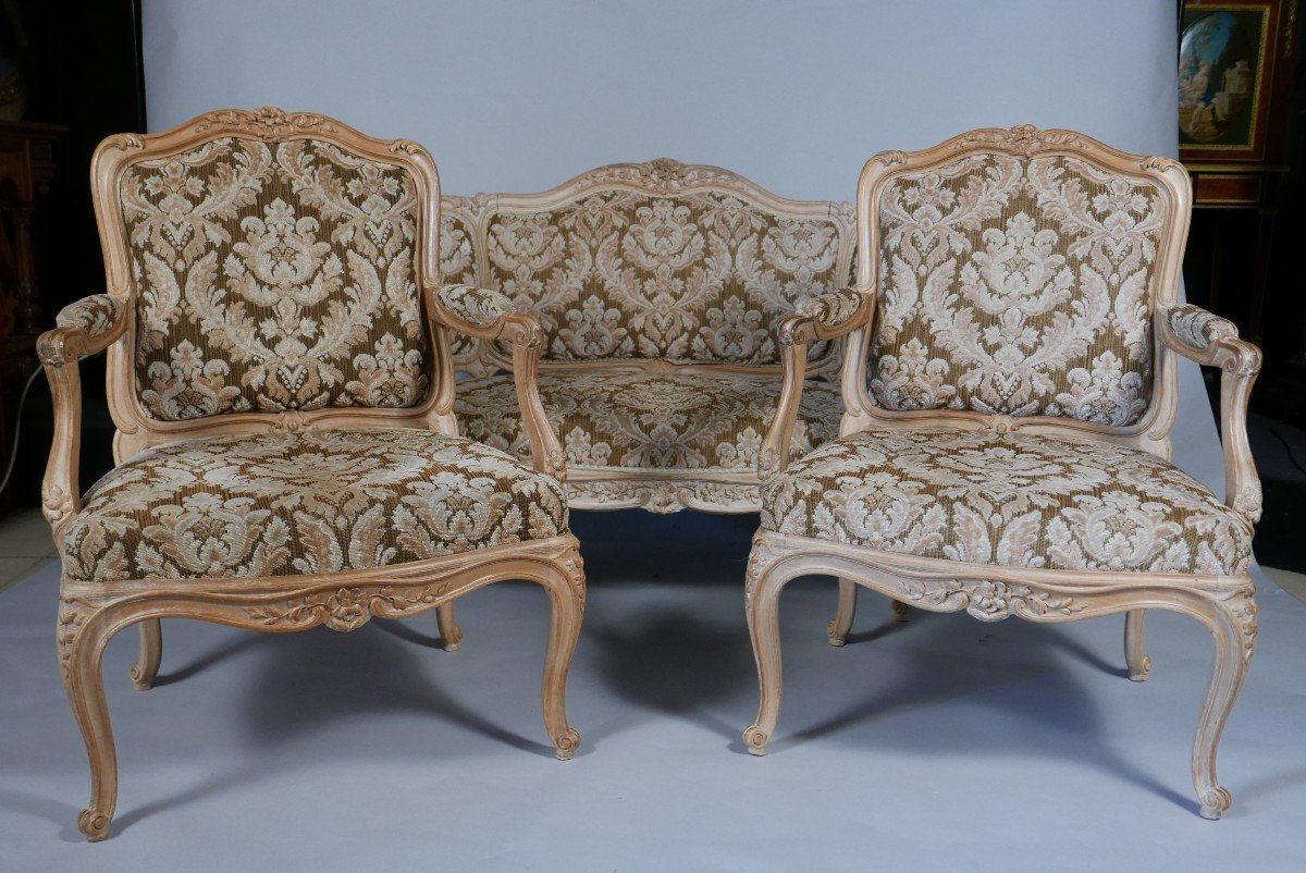 Louis XV Style Three Pieces Salon Set "à Chassis", France Circa 1880
