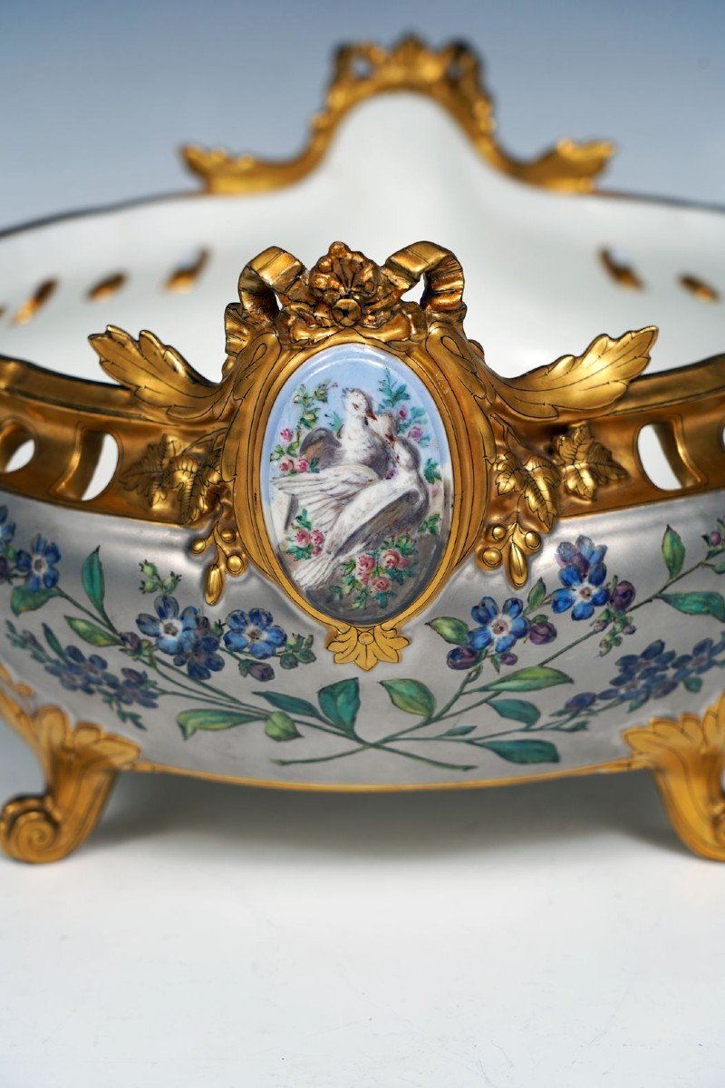 "dove" Planter By The Escalier De Cristal, France, Circa 1880-photo-2
