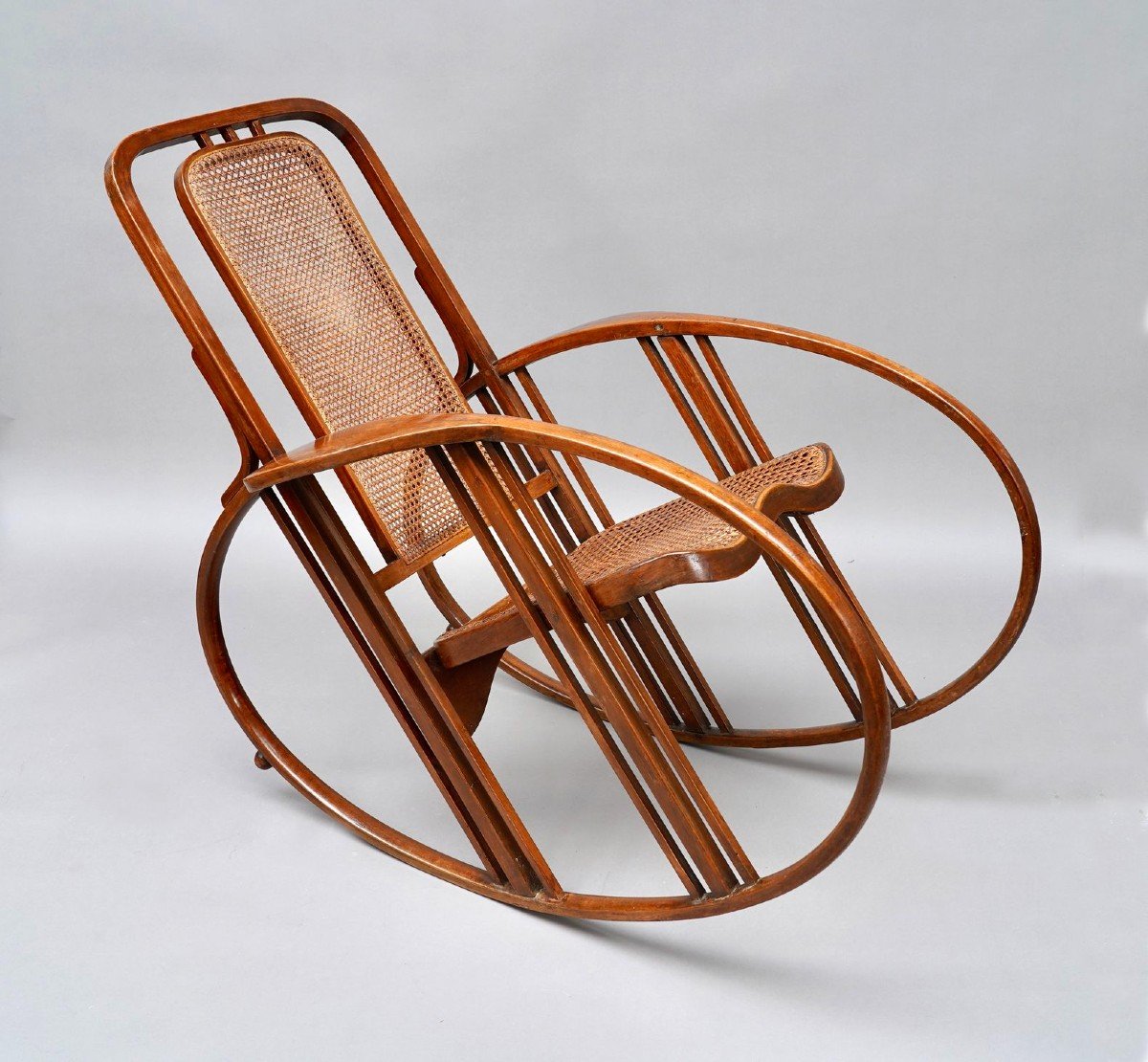 "egg" Rocking Chair, Societa Anonima Antonio Volpe, Italy, Circa 1922
