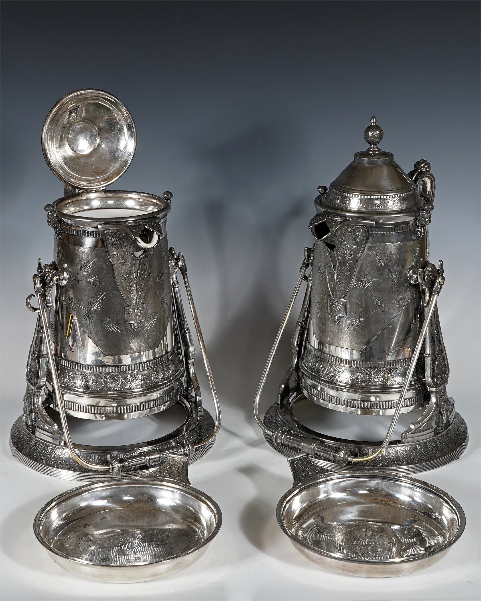 Reed & Barton, Paire de Pichets à eau glacée, Etats-Unis, circa 1880-photo-2