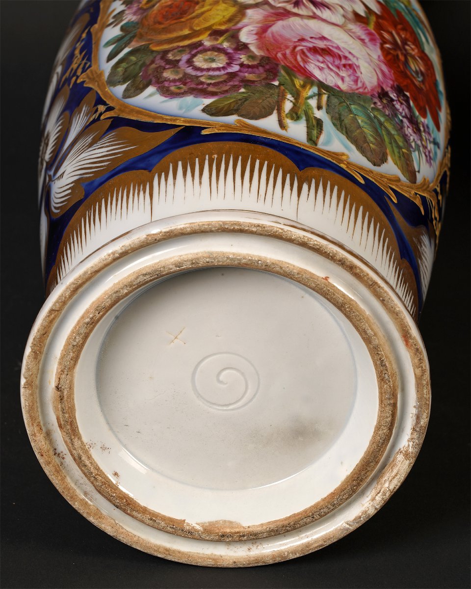 Manufacture de Valentine, Elégante paire de Vases, France, circa 1860-photo-1