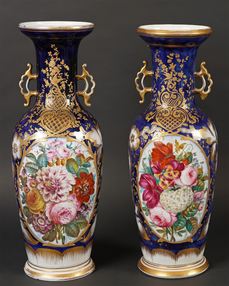 Manufacture de Valentine, Elégante paire de Vases, France, circa 1860