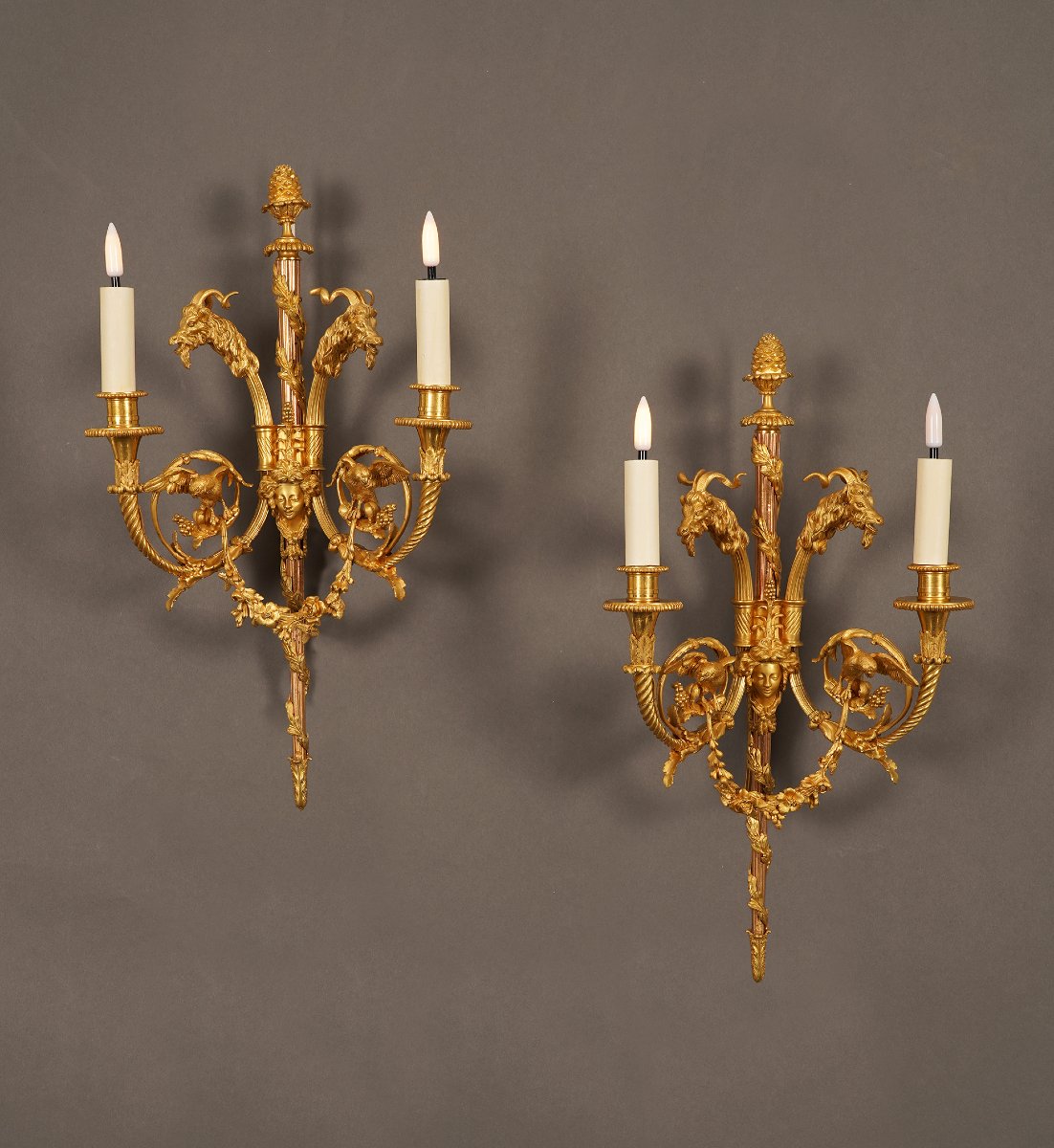 H. Vian (1860-1905), Paire d'appliques aux boucs, France, Circa 1870