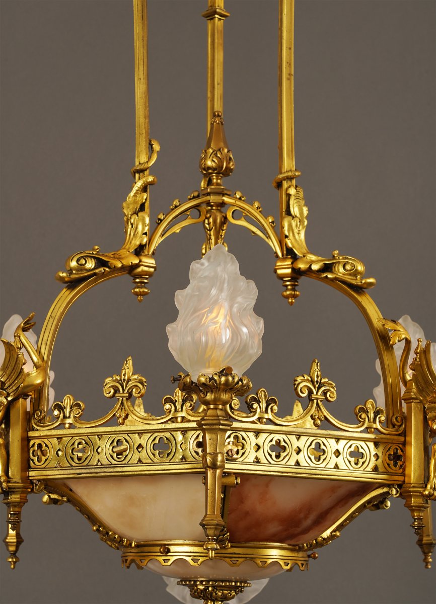 Susse & Lelièvre, Lustre Néo-Gothique aux Dragons, France, Circa 1900, Albâtre et bronze doré-photo-3