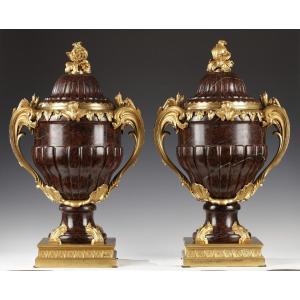 Maison Lexcellent, Paire de Vases Couverts, France, circa 1890