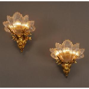 Paire d'appliques "au Dauphins", attribué à Gagneau, Bronze doré et Cristal, Circa 1900