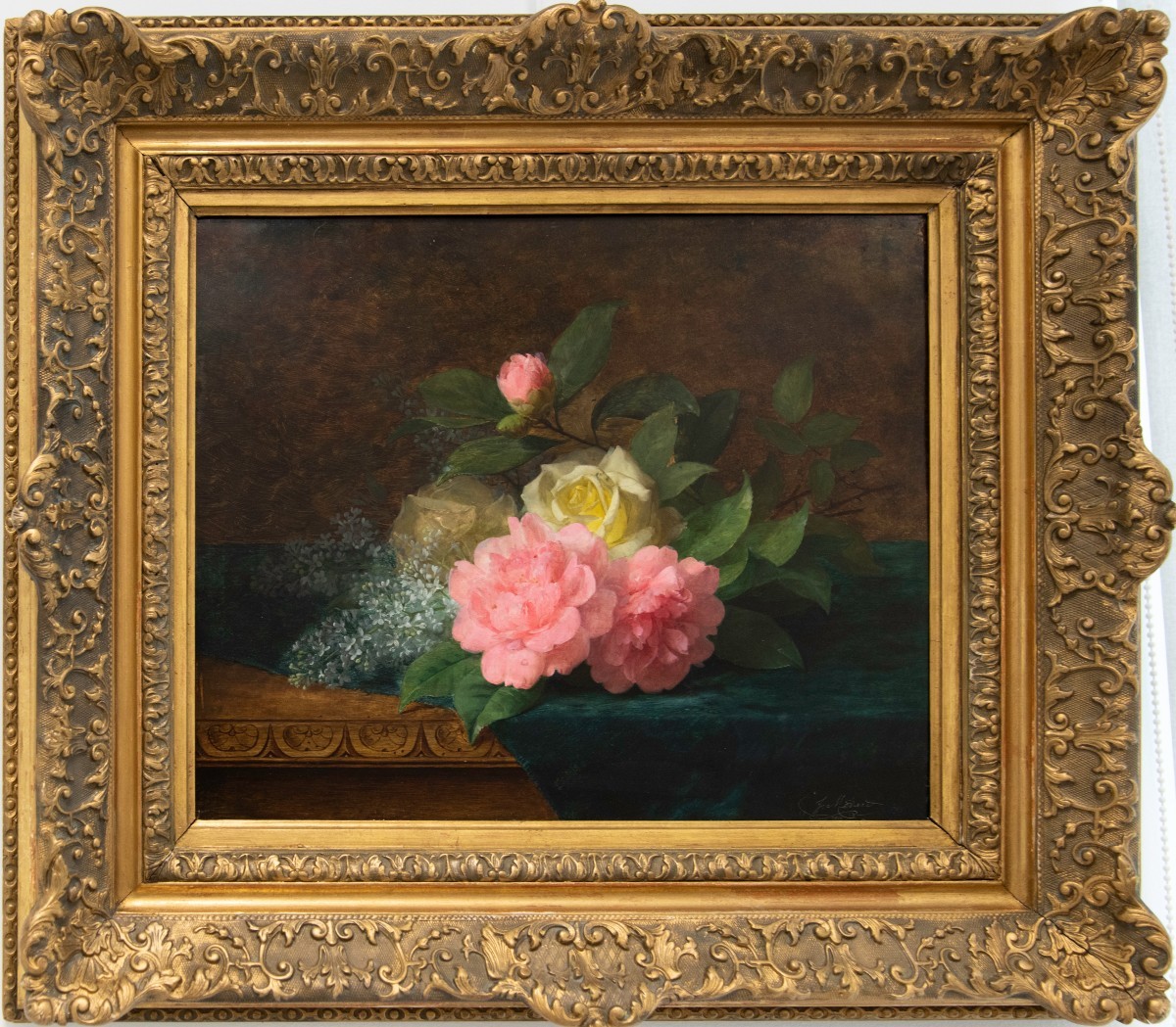 Jules Ferdinand MÉDARD (1855 - 1925) Jeté de pivoines et de roses sur un velours bleu