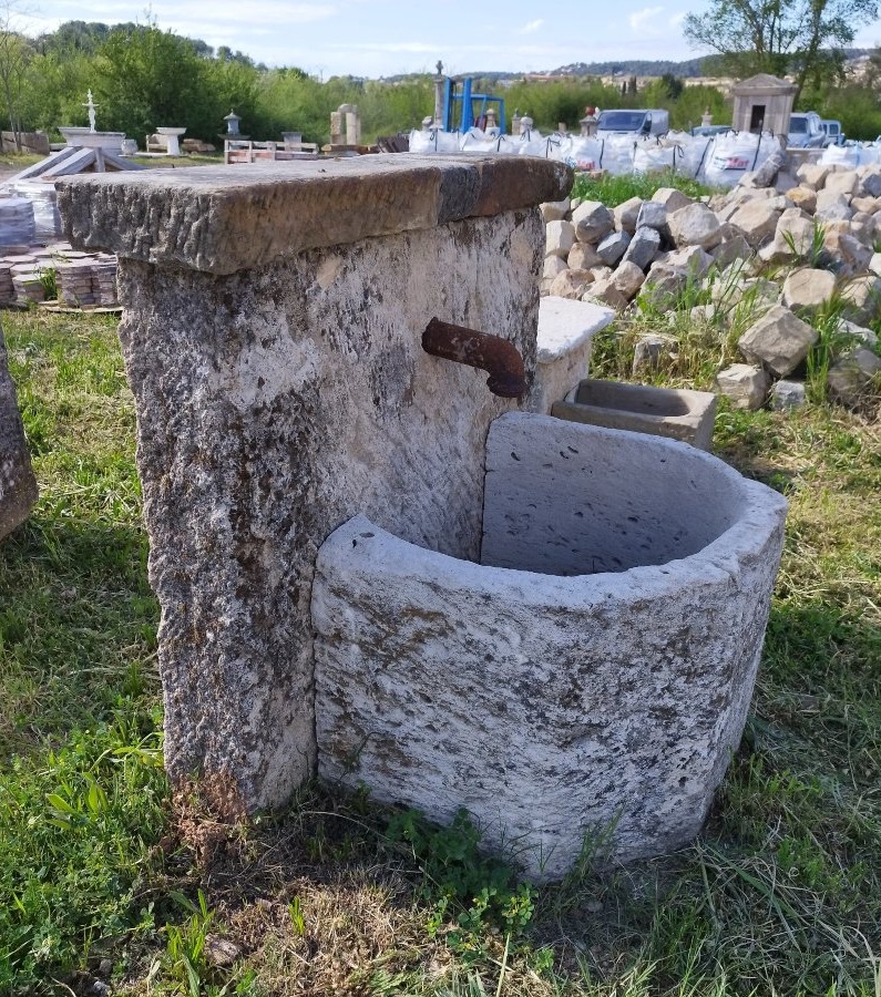 Antique Stone Wall Fountain-photo-3