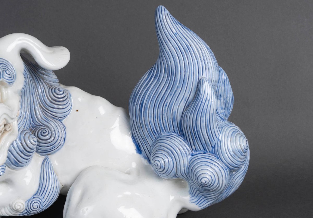 Important Hirado Porcelain Shishi-photo-4