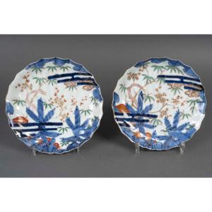 Pair Of Japanese Porcelain Cups - Shôchikubai-mon
