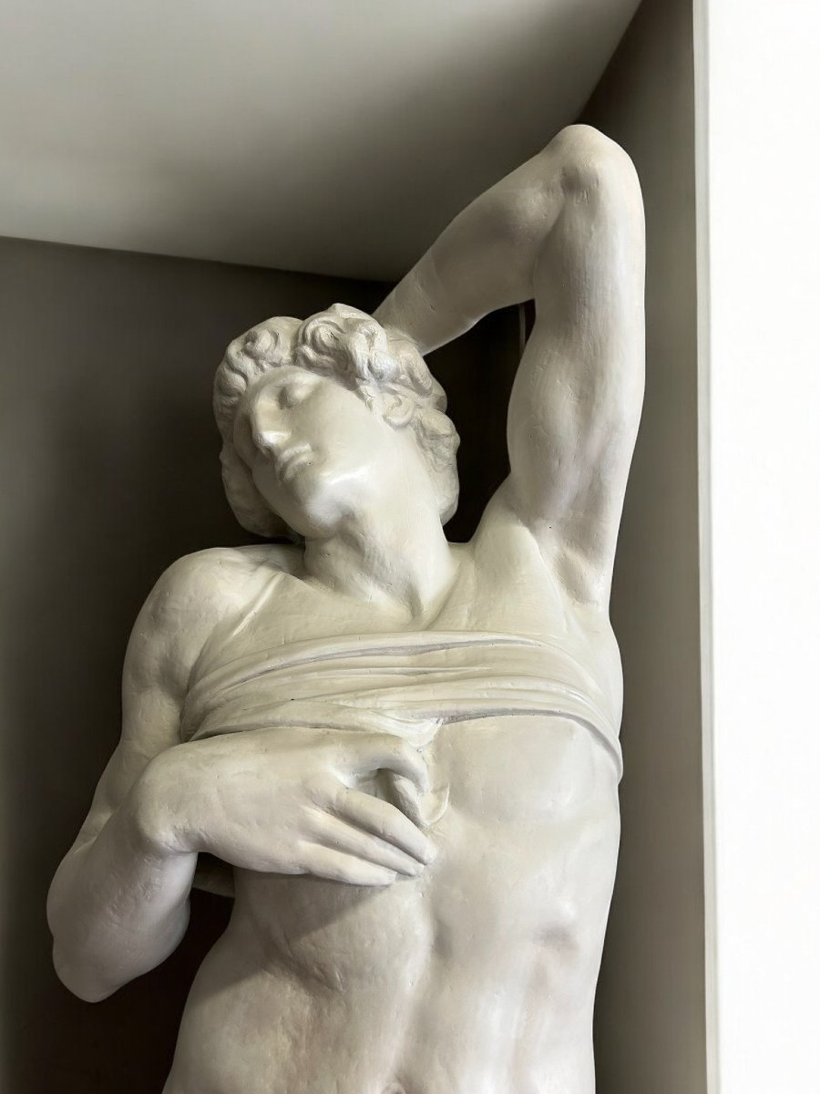 Plaster Statue-photo-1