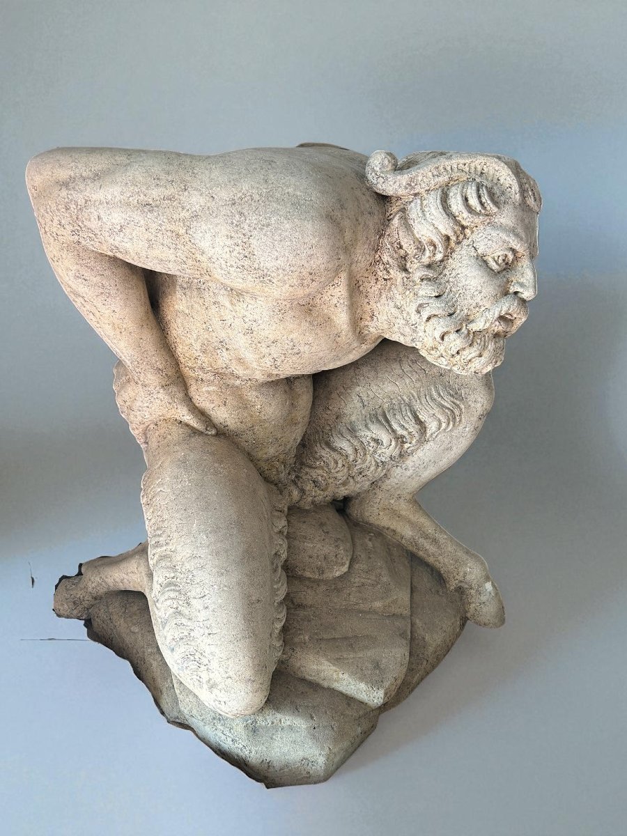 Sculpture Depicting A Kneeling Man -photo-2