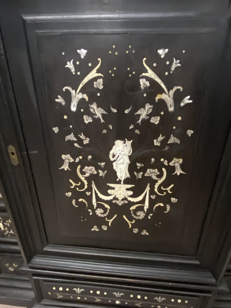 MEUBLES AVEC INCRUSTATIONS DE NACRE-photo-4