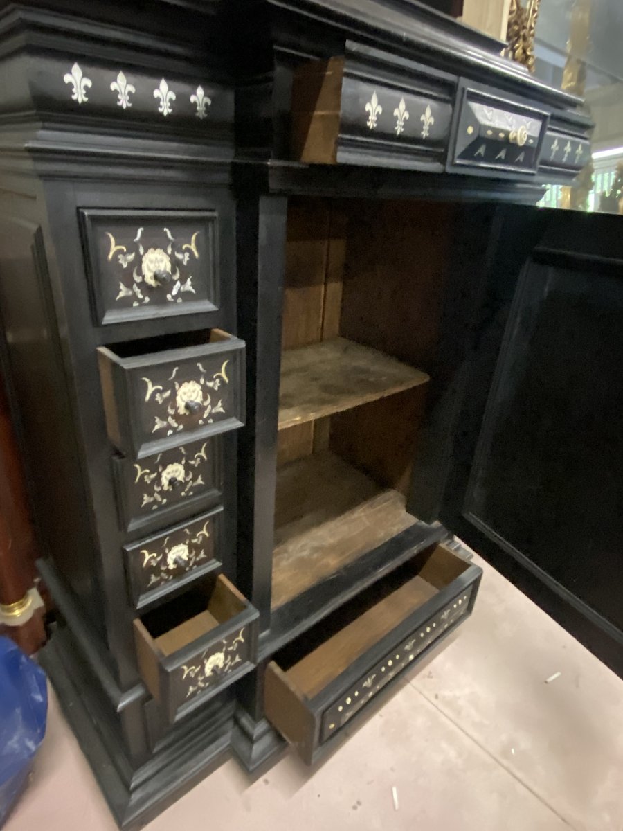 MEUBLES AVEC INCRUSTATIONS DE NACRE-photo-4