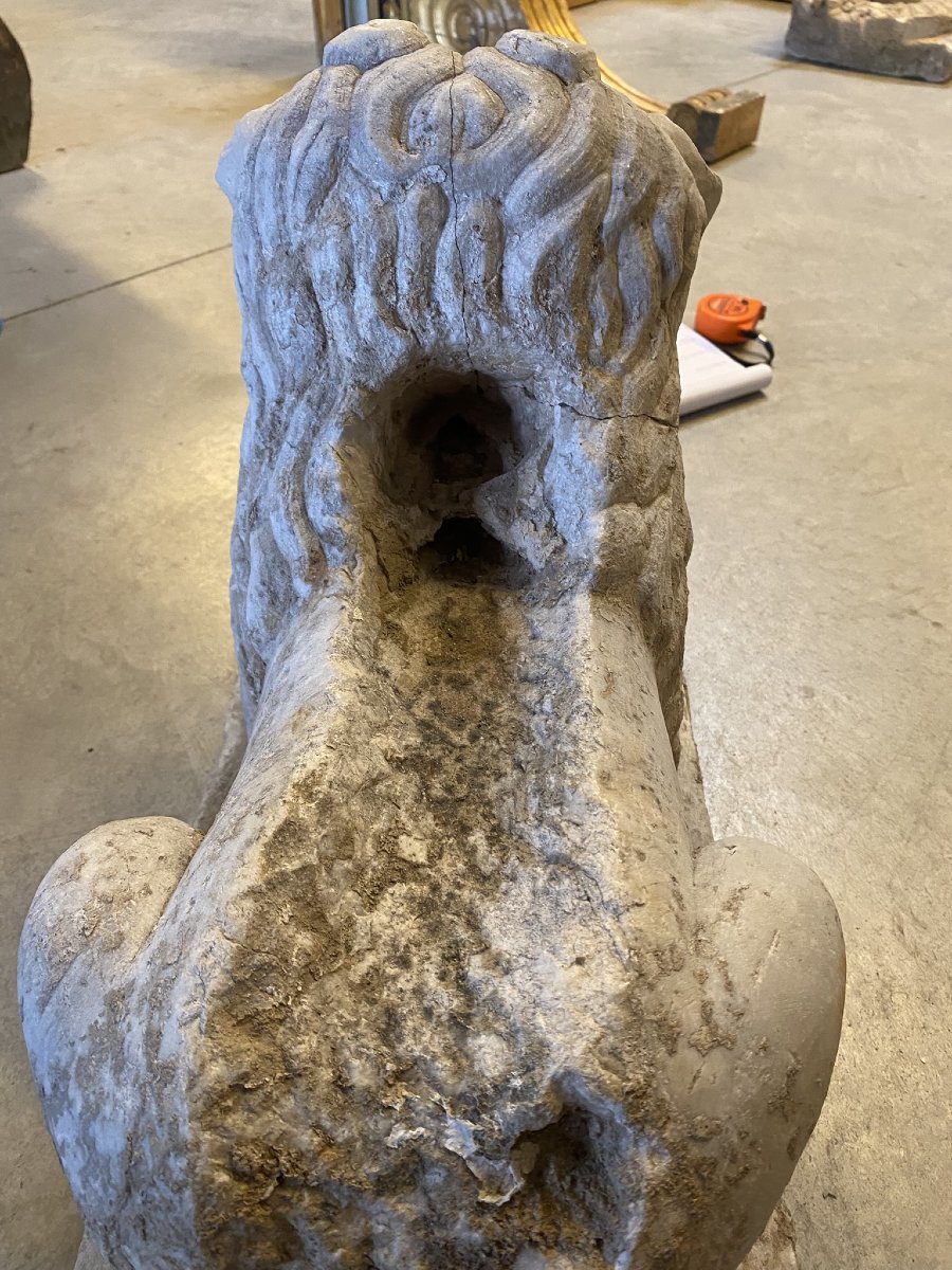 SCULPTURE EN MARBRE BLANC D'UN LION -photo-6