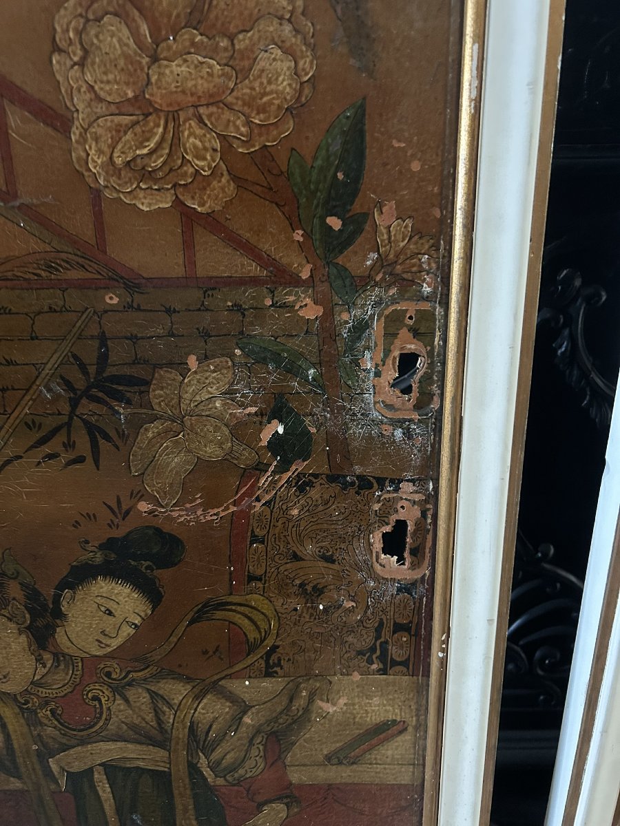 A Pair Of 17th Century Chinoiserie Painted Leather Panels-photo-2