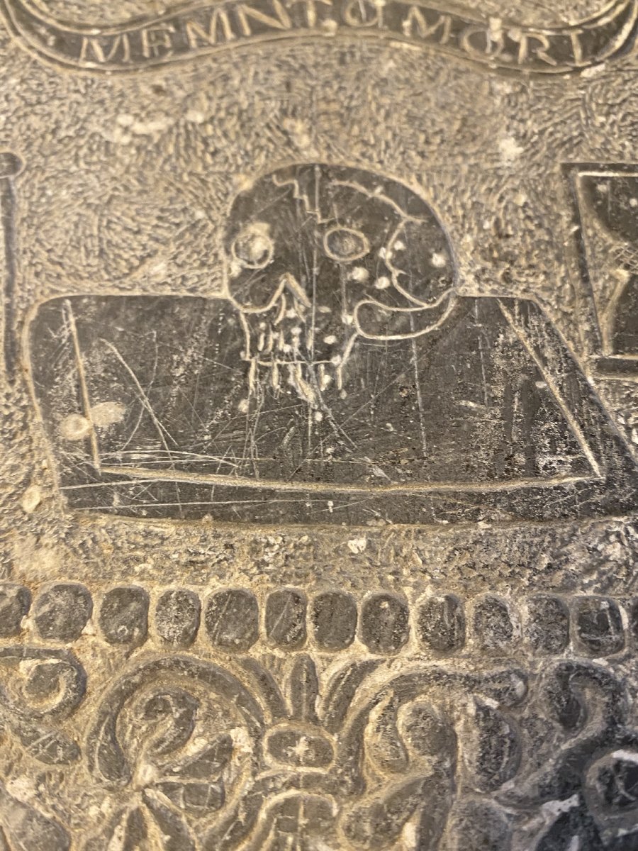 BAS-RELIEF EN ARDOISE AVEC UNE REPRÉSENTATION DE MEMENTO MORI, XVIe SIÈCLE-photo-8