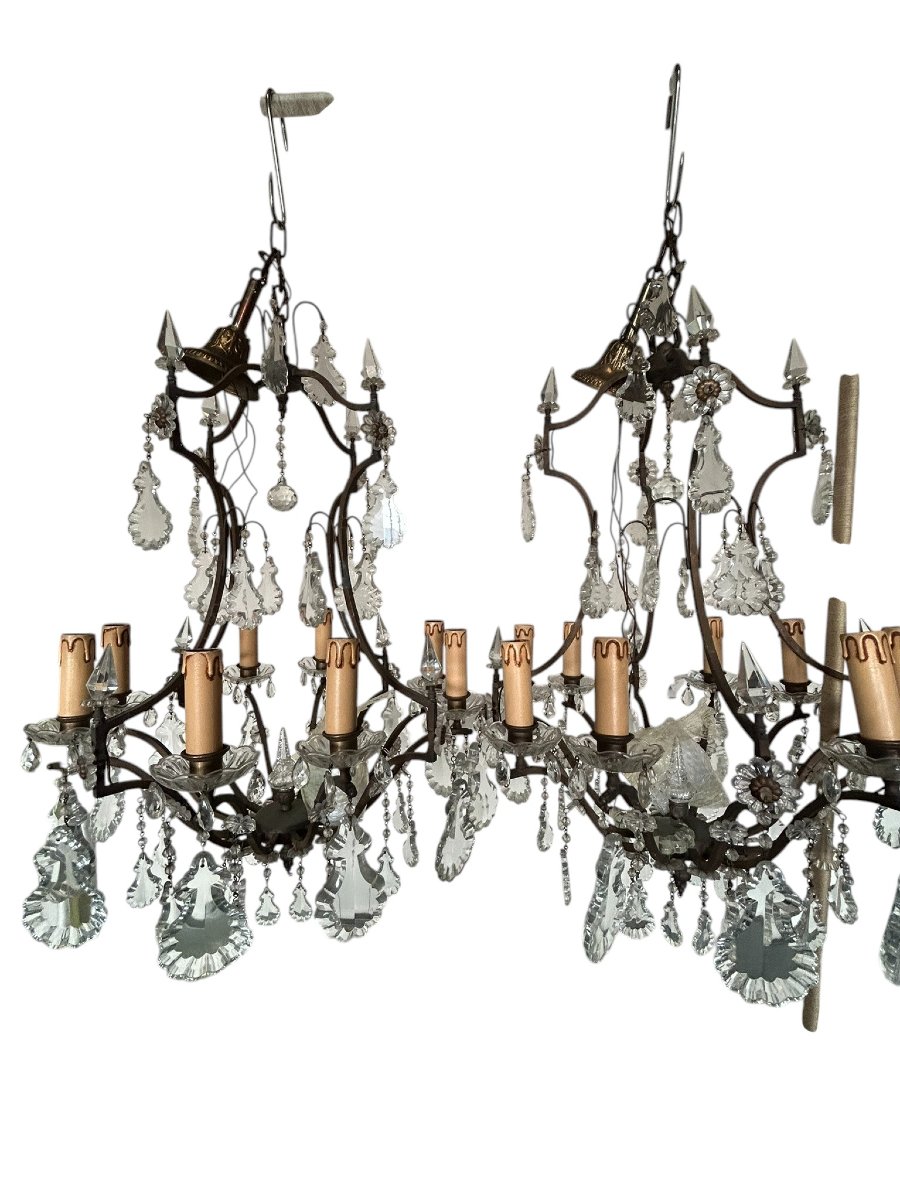 Pair Of Bronze And Crystal Chandeliers With 8 Lights-photo-8