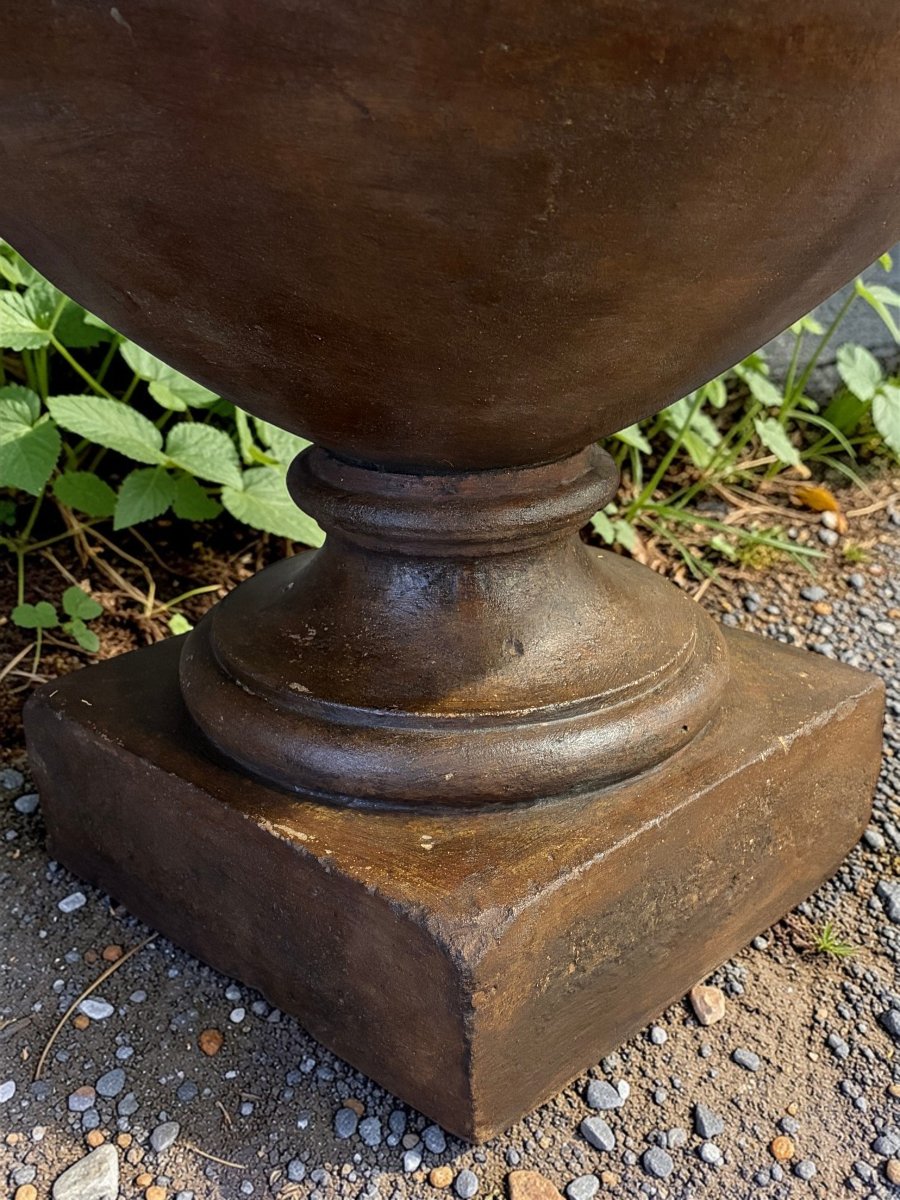 PAIRE DE GRANDES VASES  DE JARDIN  SUR PIEDESTAUX DANS LE STYLE ROMAIN-photo-3