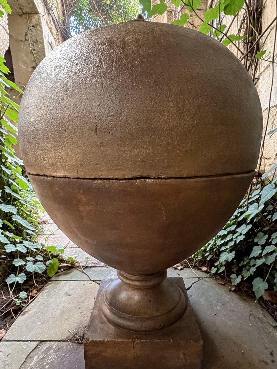 PAIRE DE GRANDES VASES  DE JARDIN  SUR PIEDESTAUX DANS LE STYLE ROMAIN-photo-4