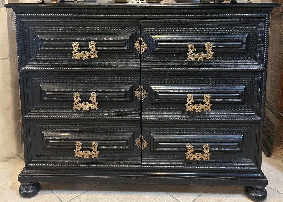 17th-century Guilloche Chest Of Drawers Converted Into A Sideboard 