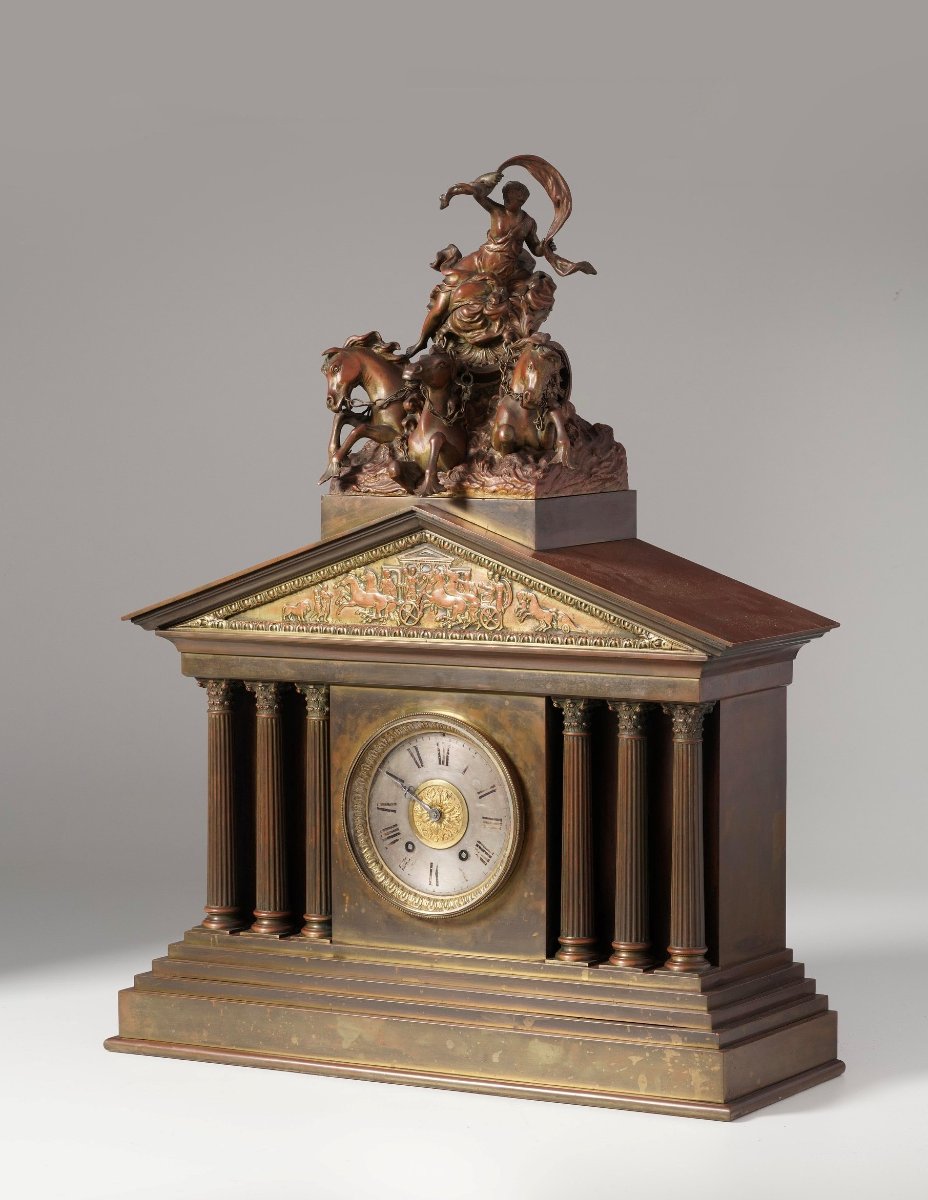 HORLOGE EN BRONZE