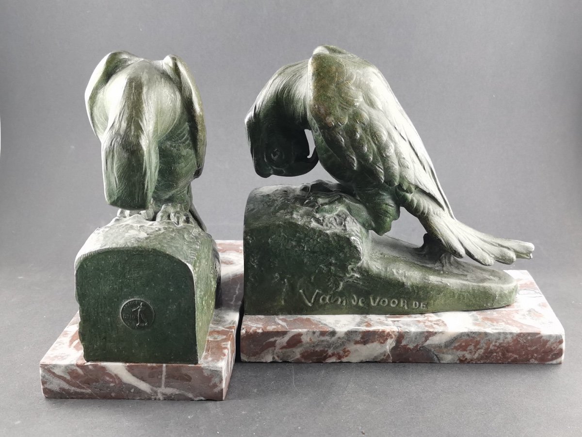 Pair Of Bookends With Art Deco Parakeets-photo-2