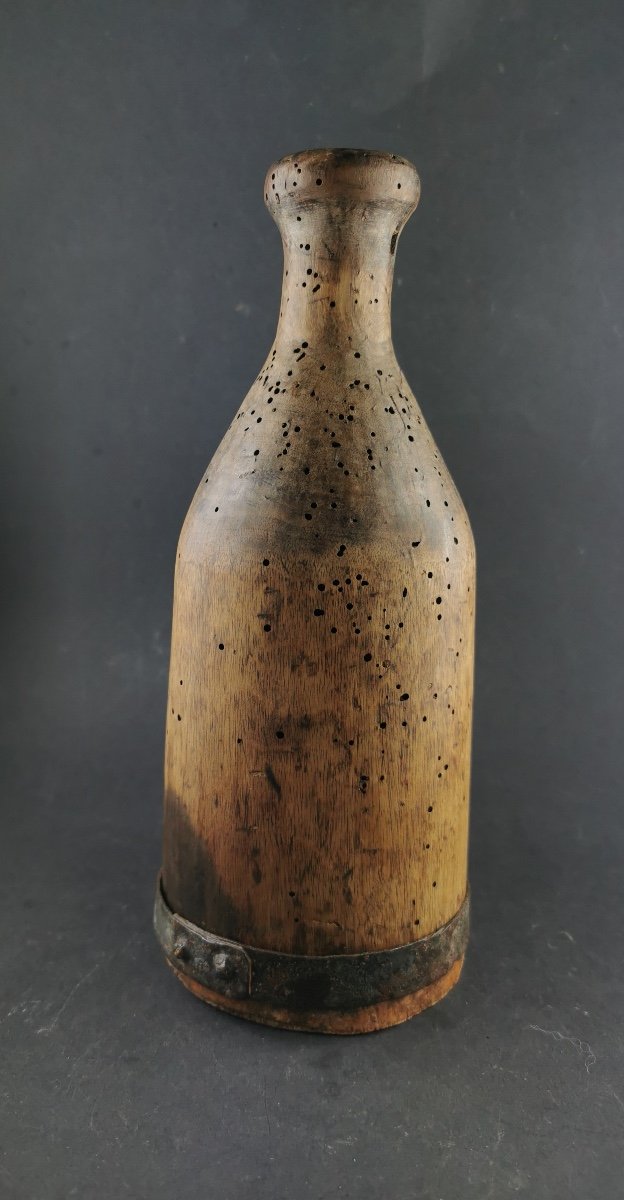 Bouteille En Bois Art Populaire XIXéme