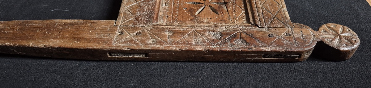Bed Barrier, Folk Art Of Cantal-photo-1