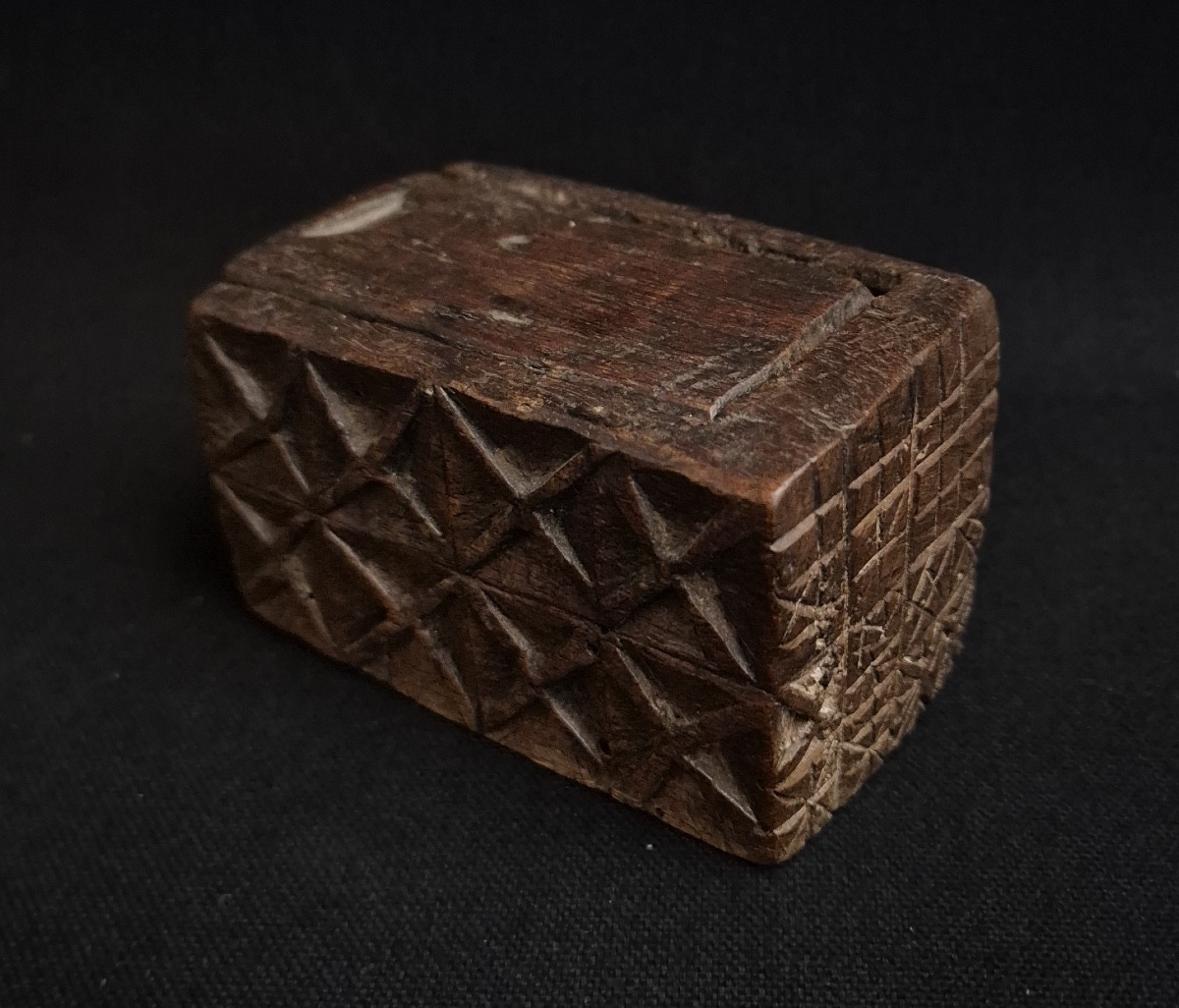 19th Century Alps Miniature Monoxyl Box-photo-2