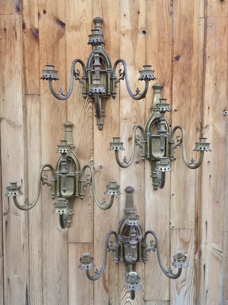 4 appliques en bronze néogothiques