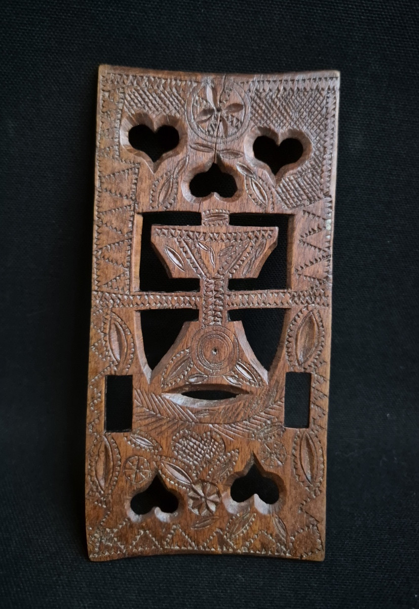 planchette de dentellière Velay XIXe